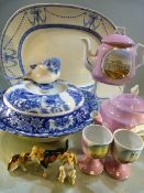 Sundlerland lustre crested ware to include two teapots depicting 'The Quadrangle-Windsor Castle', '