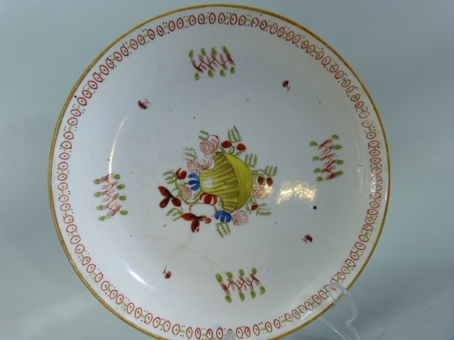 18th Century Newhall Porcelain Teawares - Decorated with Scallops and Flowers in enamelled - Image 4 of 12