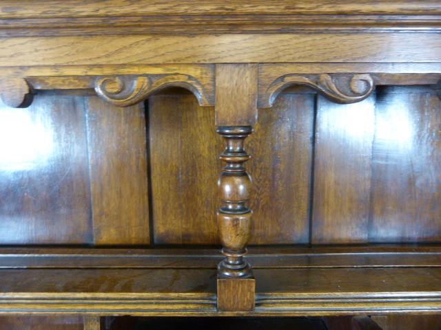 Oak Greenman Sideboard dresser with two cupboards under and shelving over. - Image 6 of 8