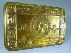 WW1 Christmas 1914 Tobacco box with brass repousse lid.