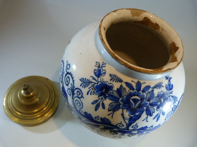 Early 19th Century Dutch delft Tobacco / tea Faience jar and cover decorated in Tin Glaze blue. ' - Image 7 of 11