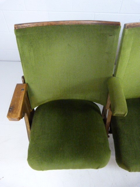 Set of four Folding 20th century Cinema theatre seats with cast iron ends and green Velour - Bild 6 aus 9