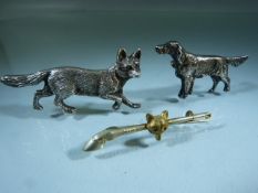 Hunting Interest - Three brooches depicting, Fox, Pointer and a Foxes head on gun.