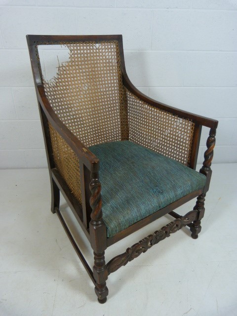 Lattice tub chair - with barley twist fronts - Bild 2 aus 5