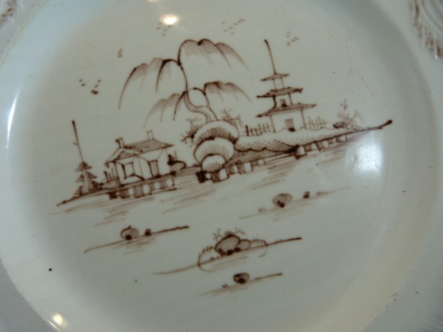 18th Century Leeds pearl ware plate with feather moulded edging. Decorated to central panel with - Image 3 of 6