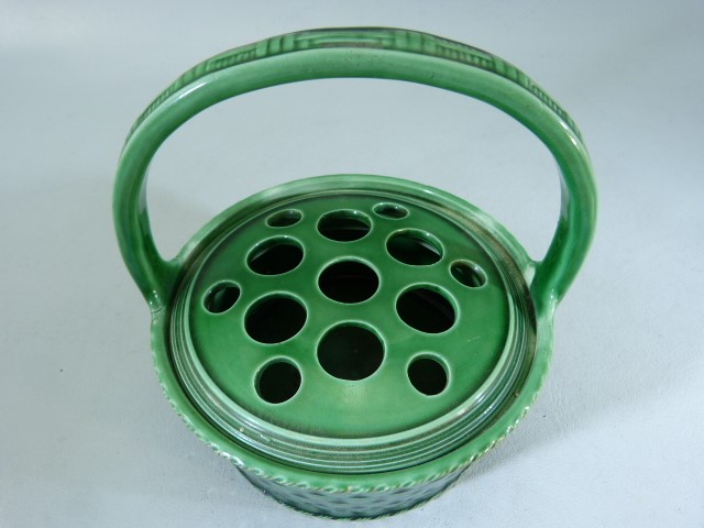 Spode Potpourri pearlware dish in green c1800 - 1820 - Image 3 of 9