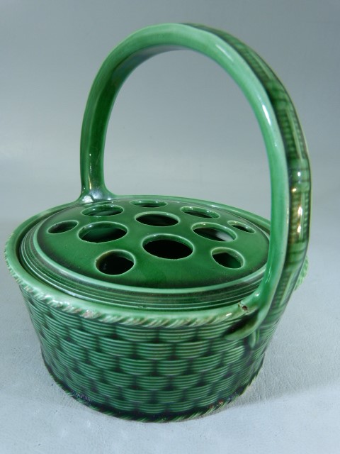 Spode Potpourri pearlware dish in green c1800 - 1820 - Image 6 of 9