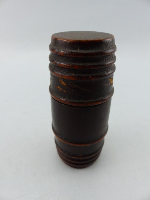 Early 20th Century Treen needle holder in the form of a barrel - Image 3 of 3