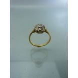 Vintage 18ct Gold (Birmingham 1966) Daisy Cluster Diamond ring by Steele & Dolphin. The head is