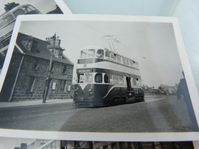 Transport Interest - Selection of photographs of vintage buses, along with three badges. - Image 3 of 3