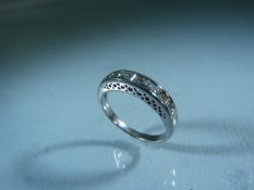 18ct White Gold seven stone Diamond Eternity Ring of approx 1/2ct