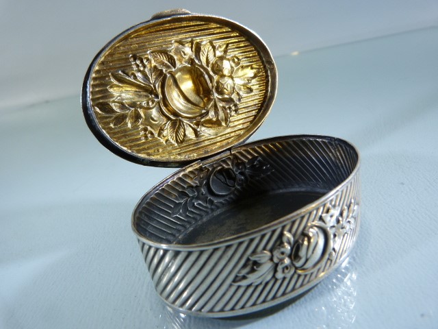 Continental silver pill box (approx weight) 35g along with various cufflinks - Image 7 of 11