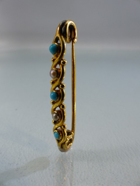 Gold (possibly 18ct) Turquoise and Seed Pearl bar brooch - Image 4 of 6