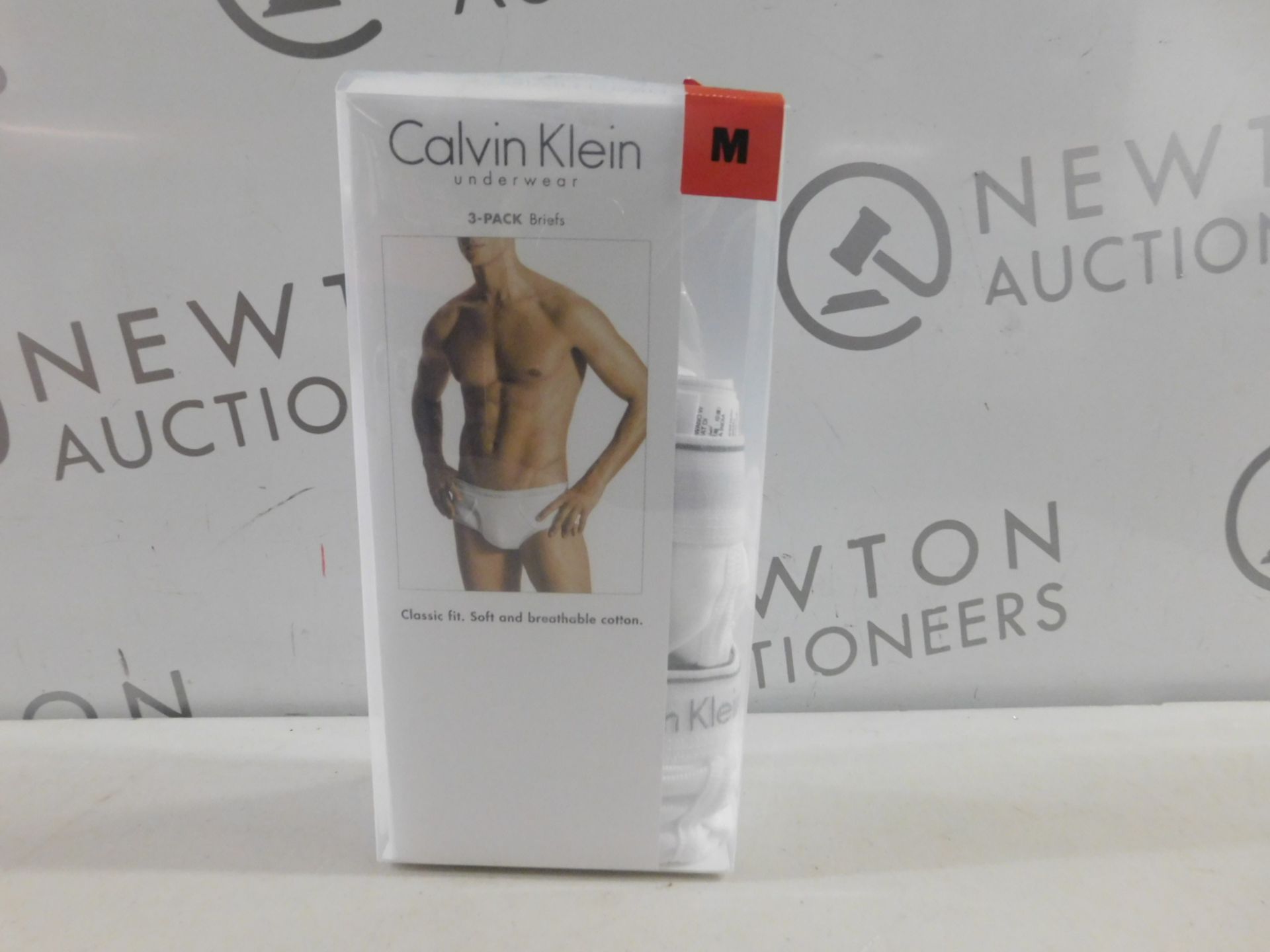 1 BOXED 2 PAIRS OF CALVIN KLEIN CLASSIC FIT BRIEFS RRP £59.99