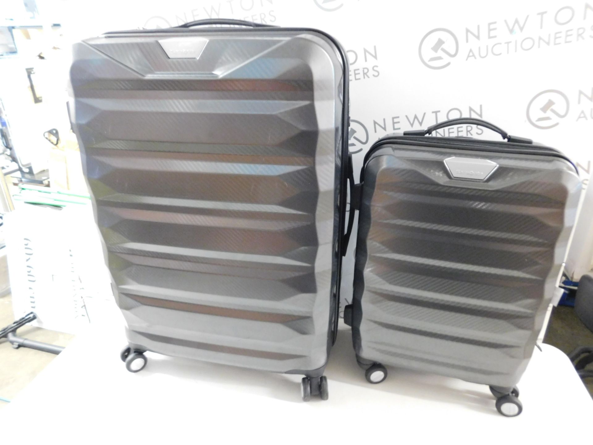 1 SAMSONITE TREAD 71CM CHARCOAL COMBI-LOCK HARDSIDE SPINNER CASE RRP £119.99