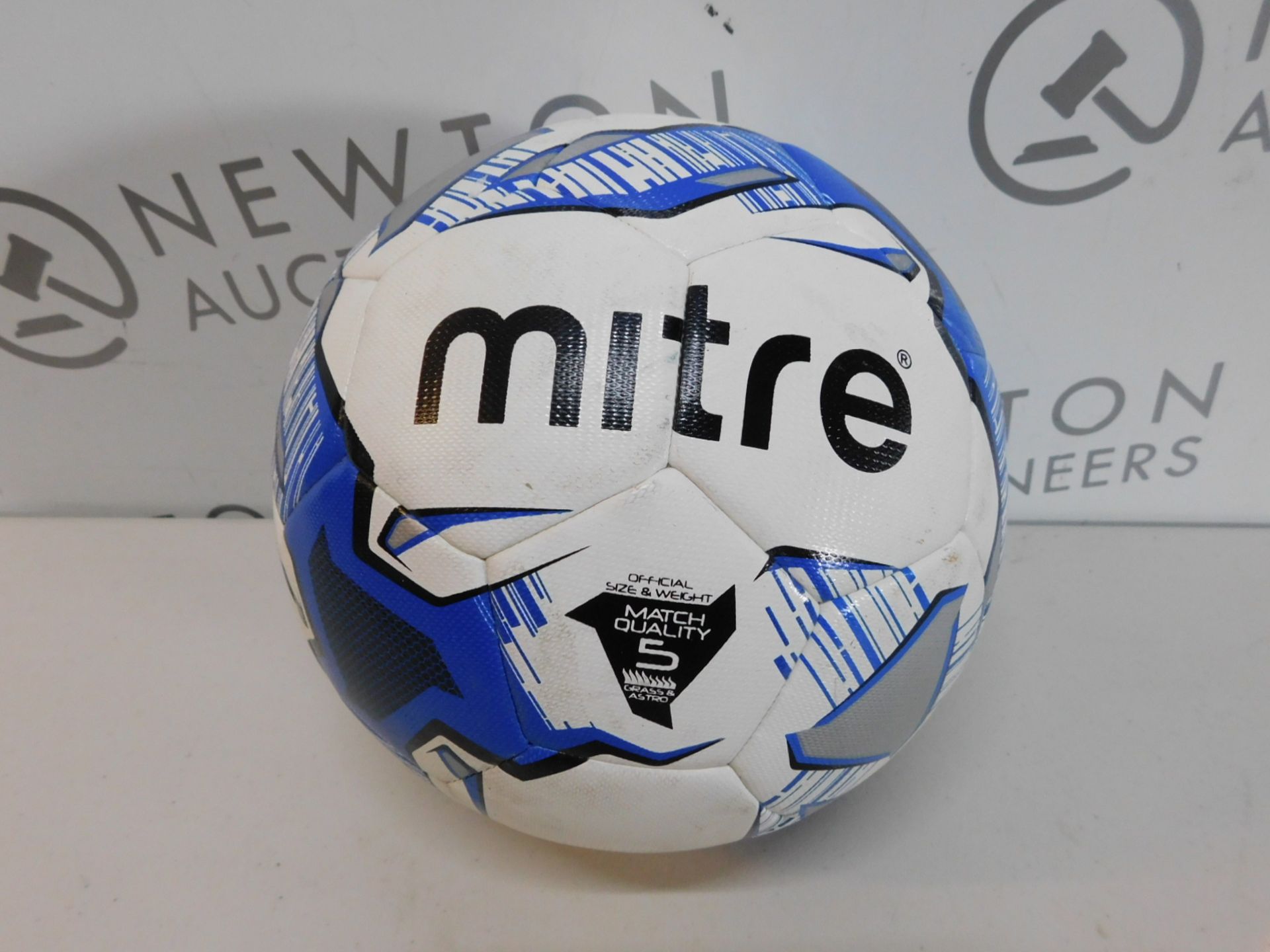 1 MITRE TUNGSTEN SIZE 5 FOOTBALL RRP £24.99