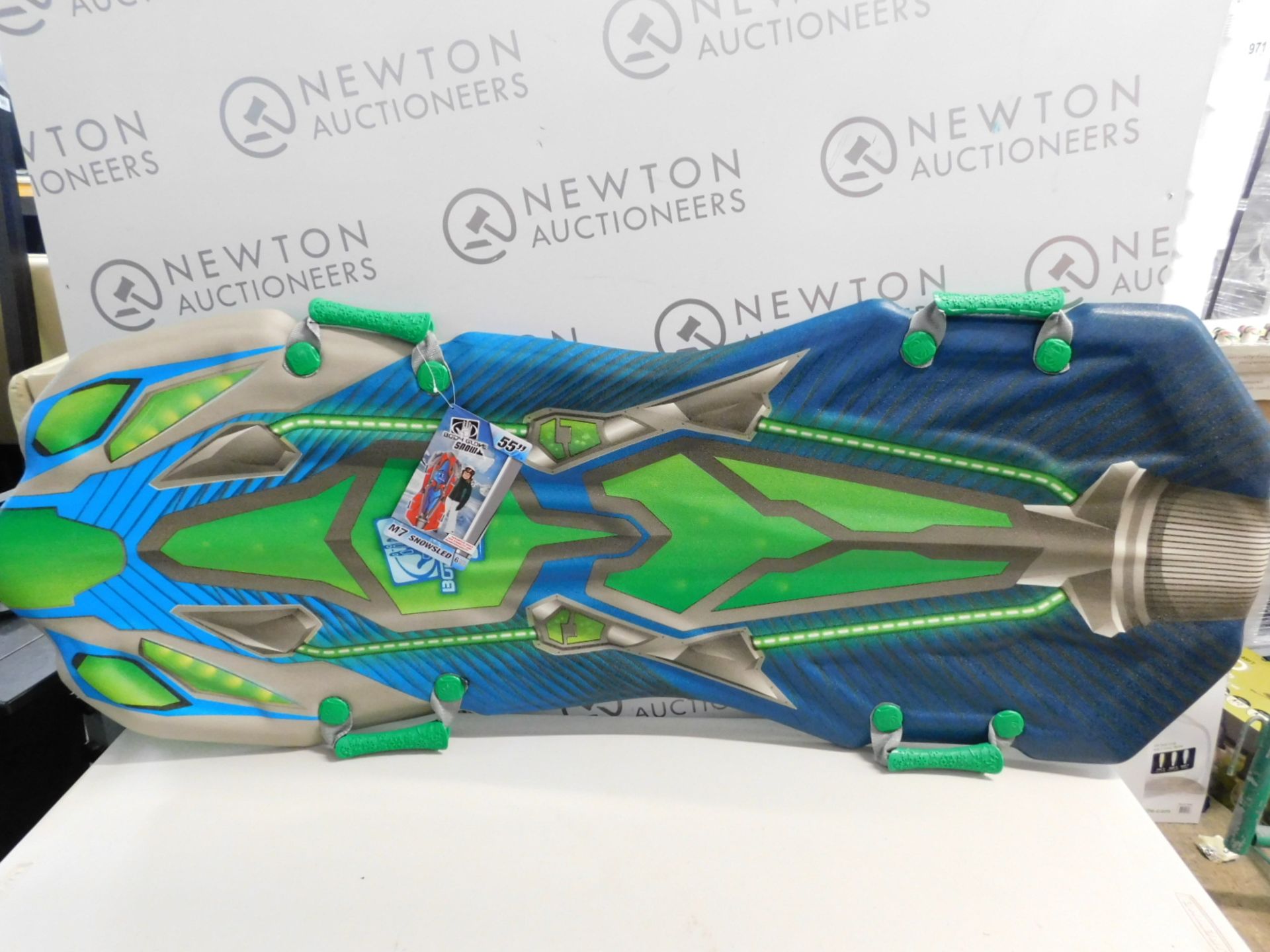 1 BRAND NEW BODY GLOVE M7 55" 2 PERSON SNOW SLED RRP £29.99