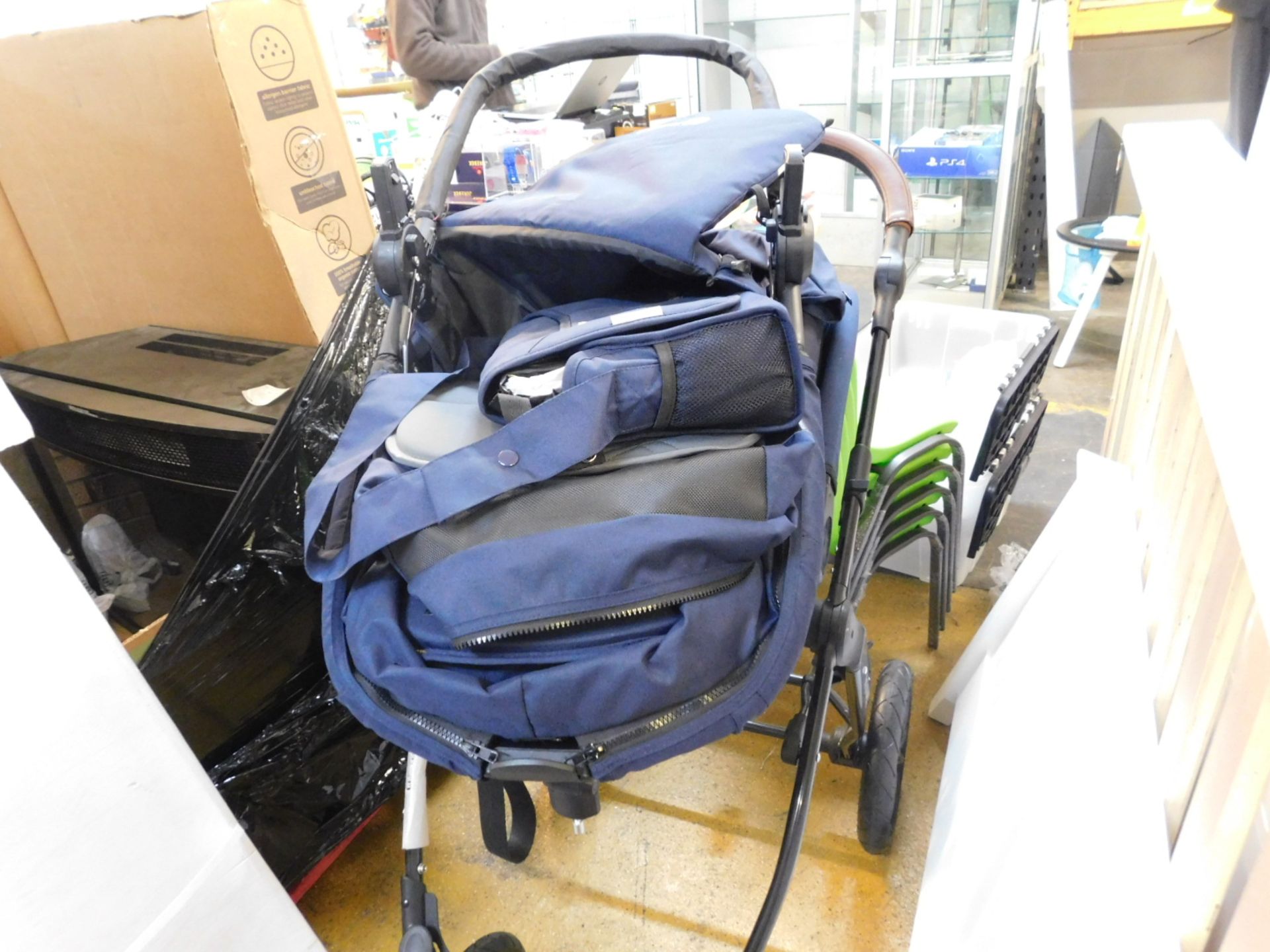 1 KINDERKRAFT MOOV NAVY BLUE TRAVEL SYSTEM RRP £499