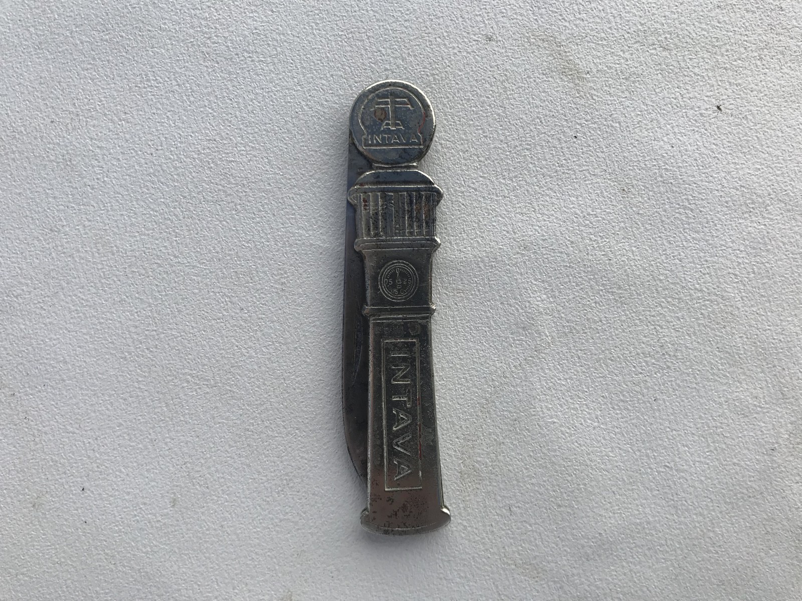 A rare Intava Esso Aviation penknife in the shape of a petrol pump, circa 1939-47. Intava Esso