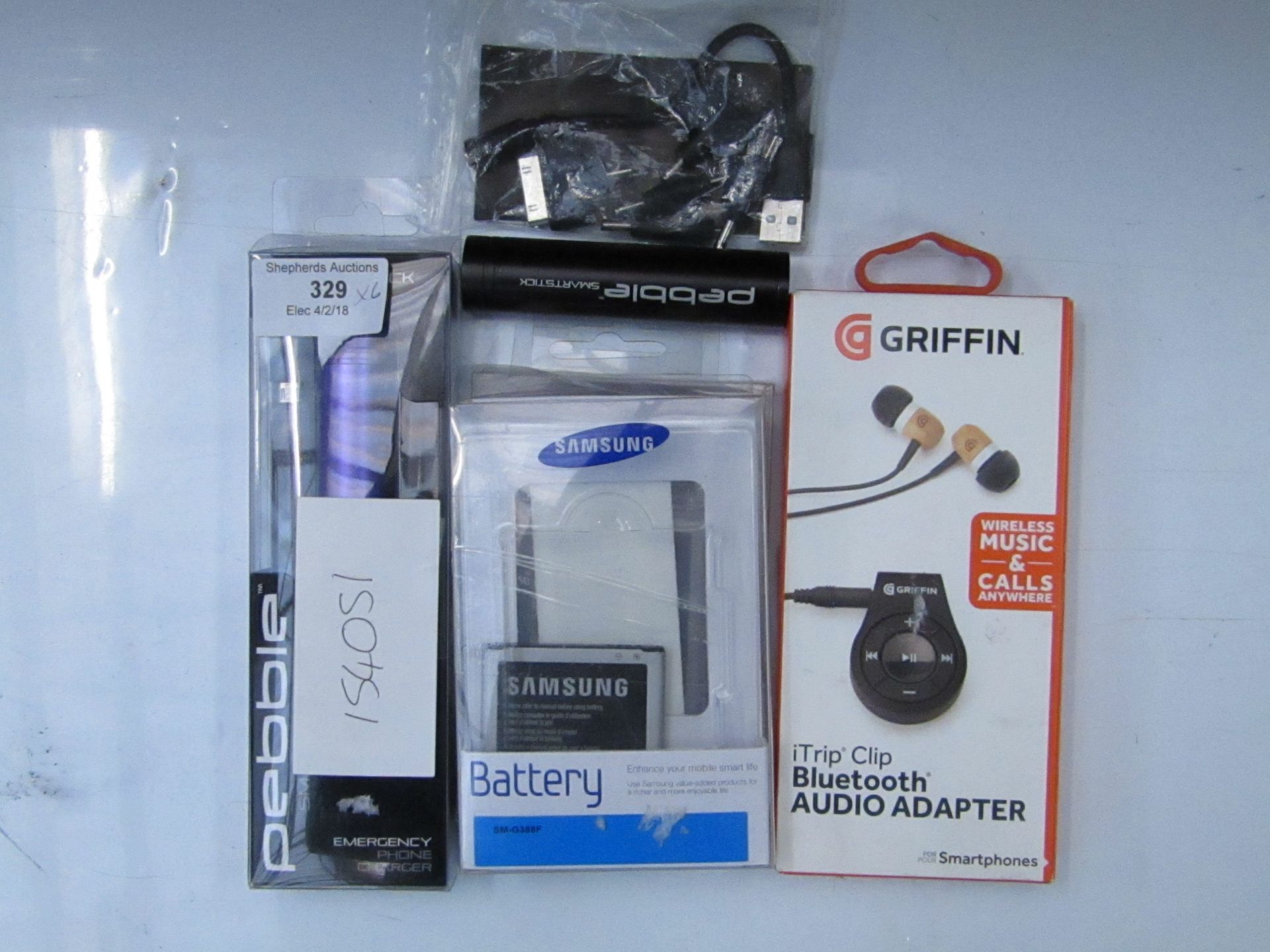 6x item being 2x Samsung Mobile phone batteries Model EB-BG388BBE 2x Portable battery power packs