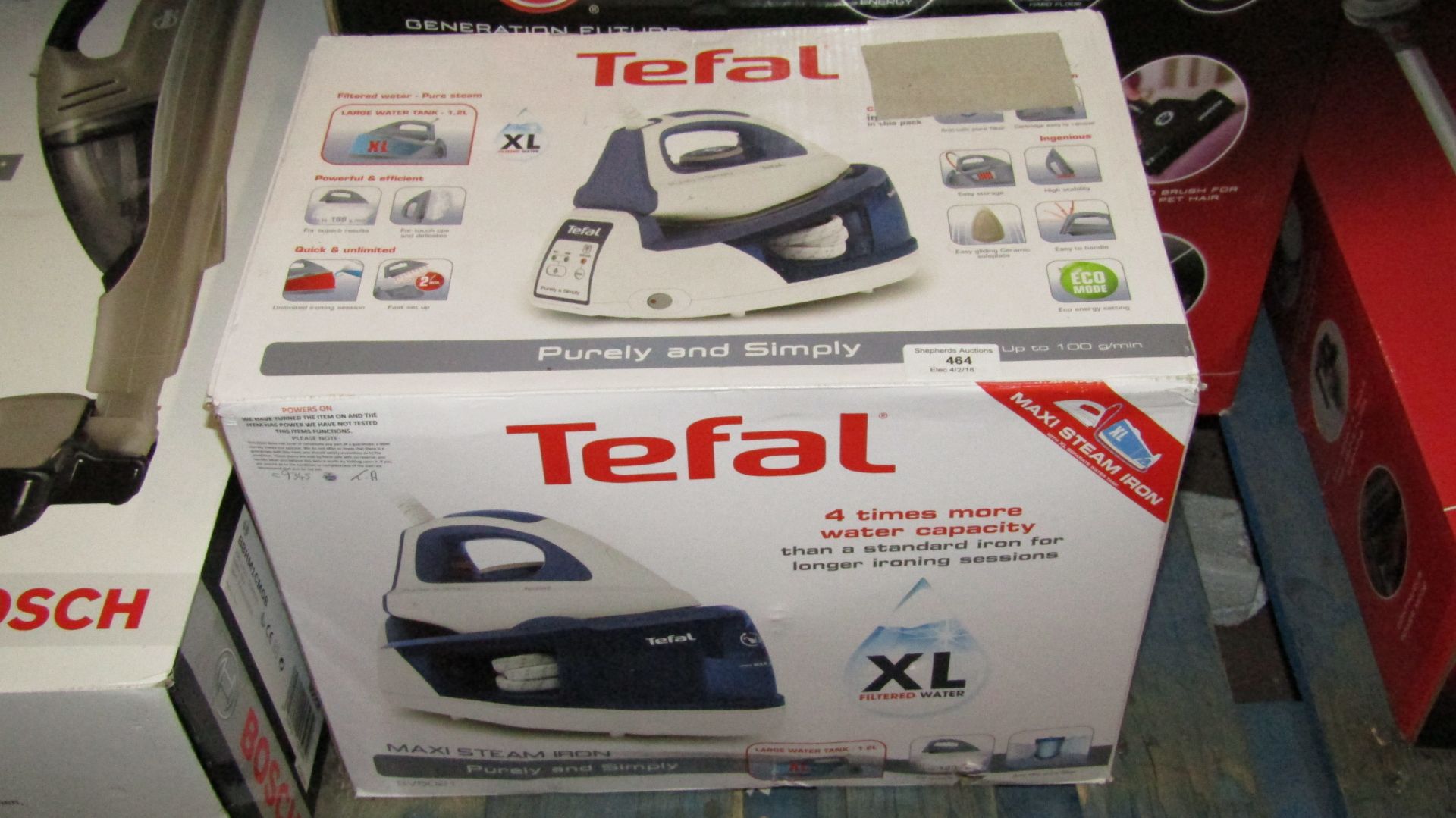 Tefal Maxi steam iron generator, powers on and boxed