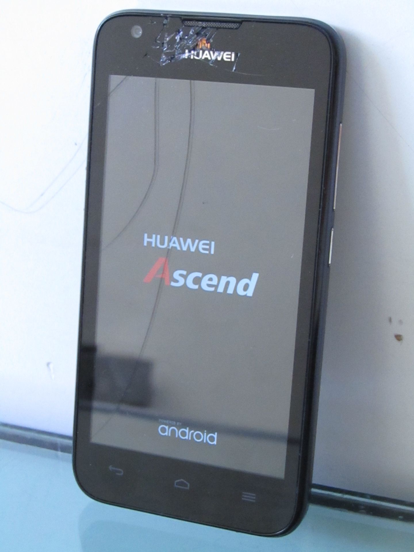 Huawei Ascend smart phone, powers on but smashed screen