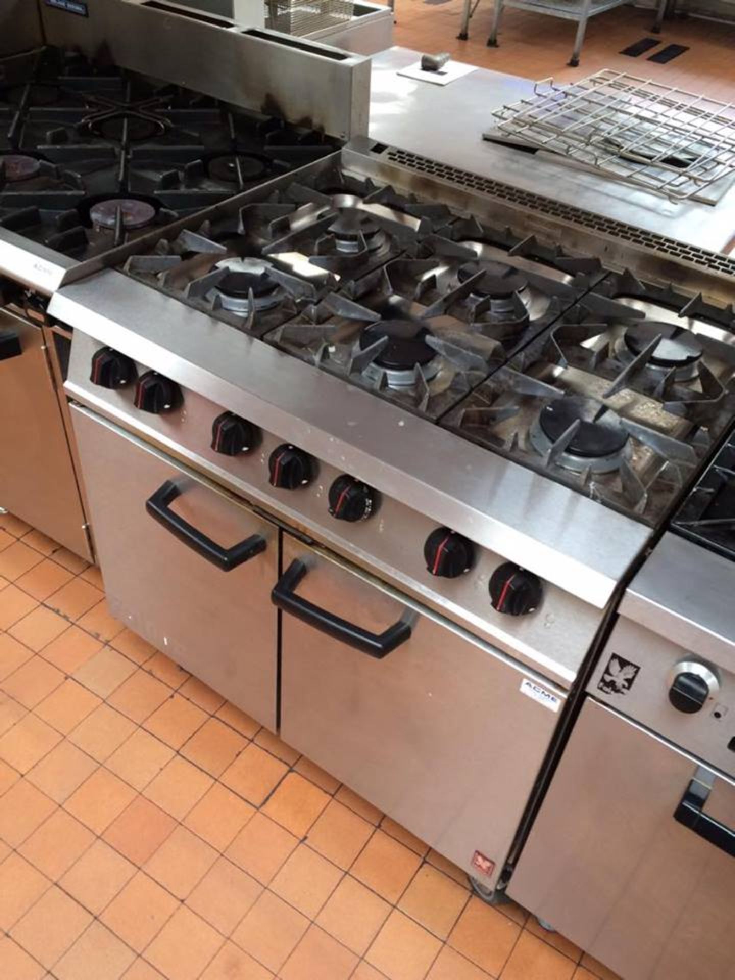 Falcon Dominator 6 Burner Commercial Cooker With Two Door Commercial Oven Below Gas PLEASE READ