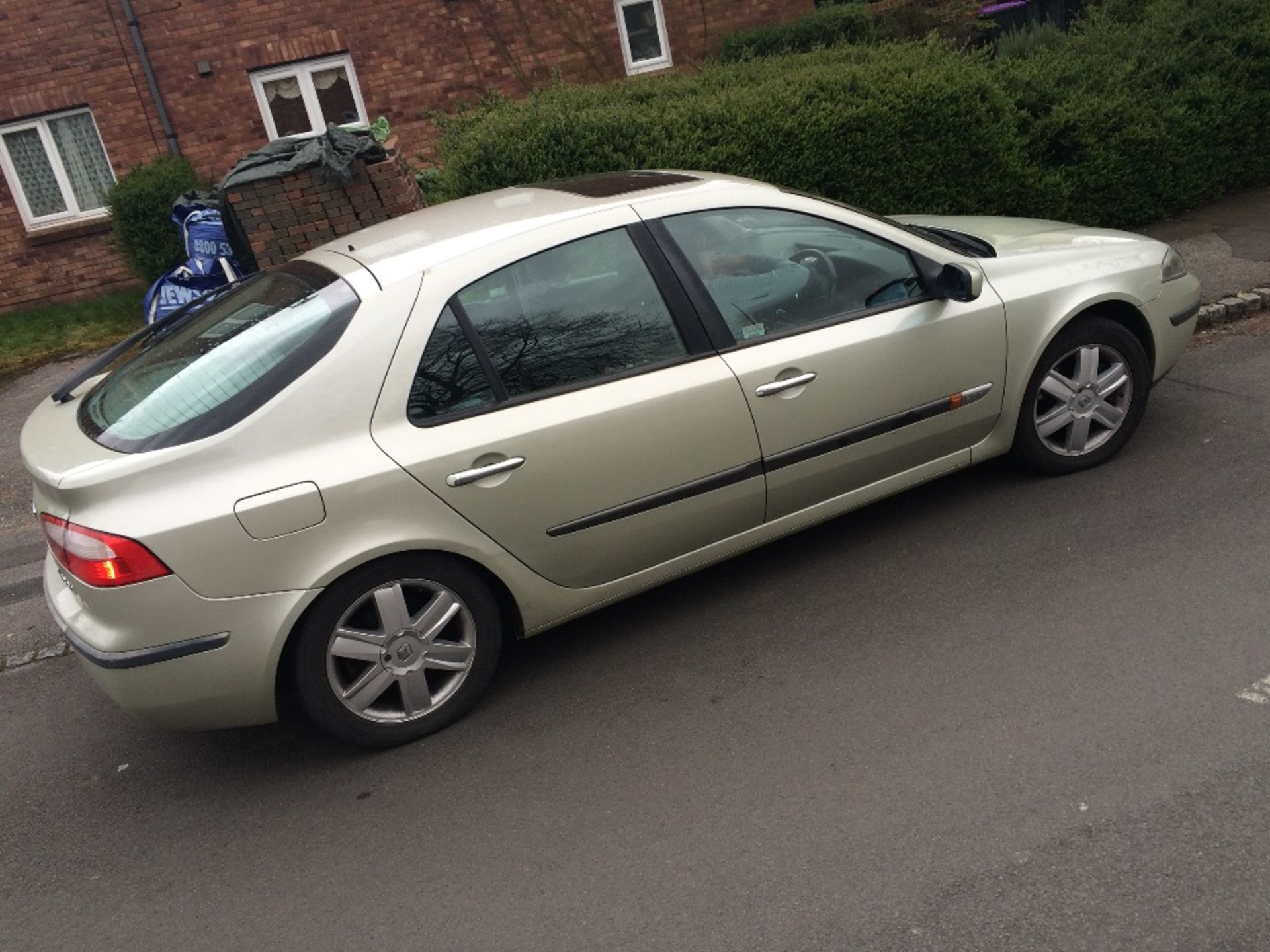 Renault Laguna 04 Reg Leather Interior Current Mot Until July 2017 Being Used Daily 99K Miles - Image 8 of 9