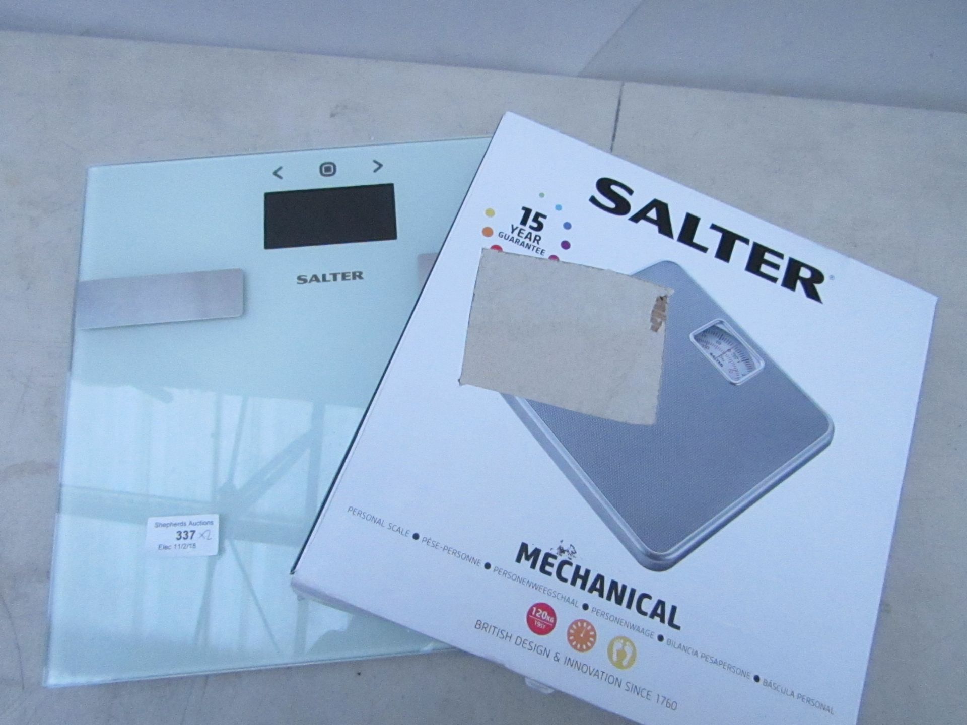 2x Salter scales (1 digital & 1 mechanical). Both unchecked.