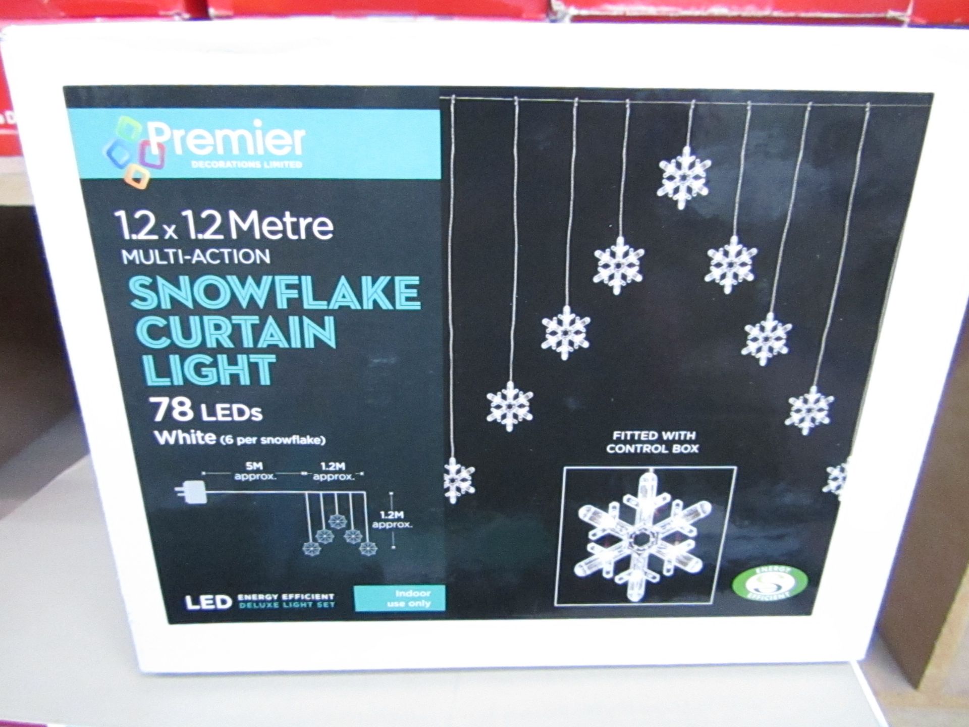 Premier 1.2 x 1.2m multi-action snowflake curtain light, 78 LED white. Untested & boxed.