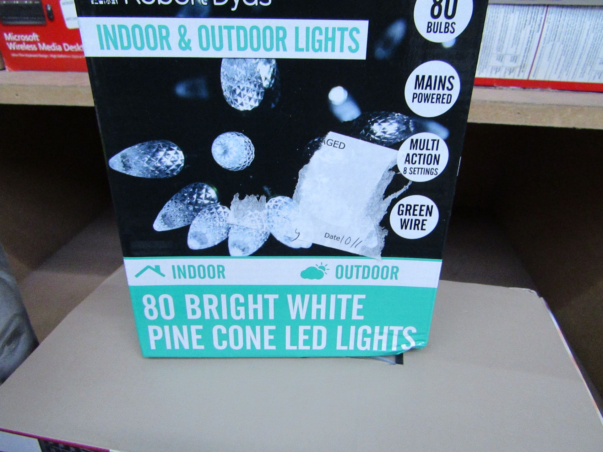 Indoor & outdoor 80 bright white pine cone LED lights. Untested & boxed.