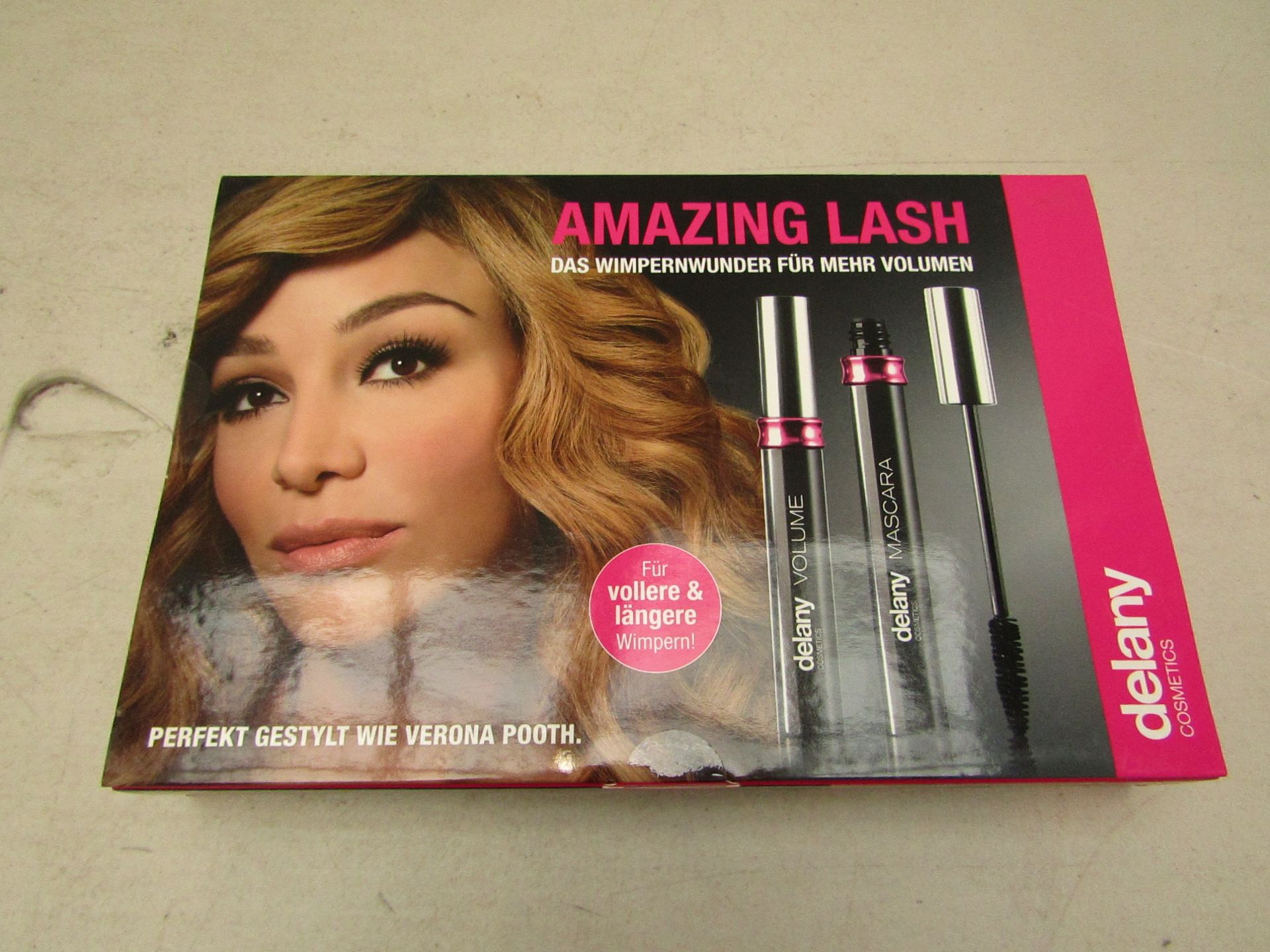 Delany amazing lash set, new and boxed.