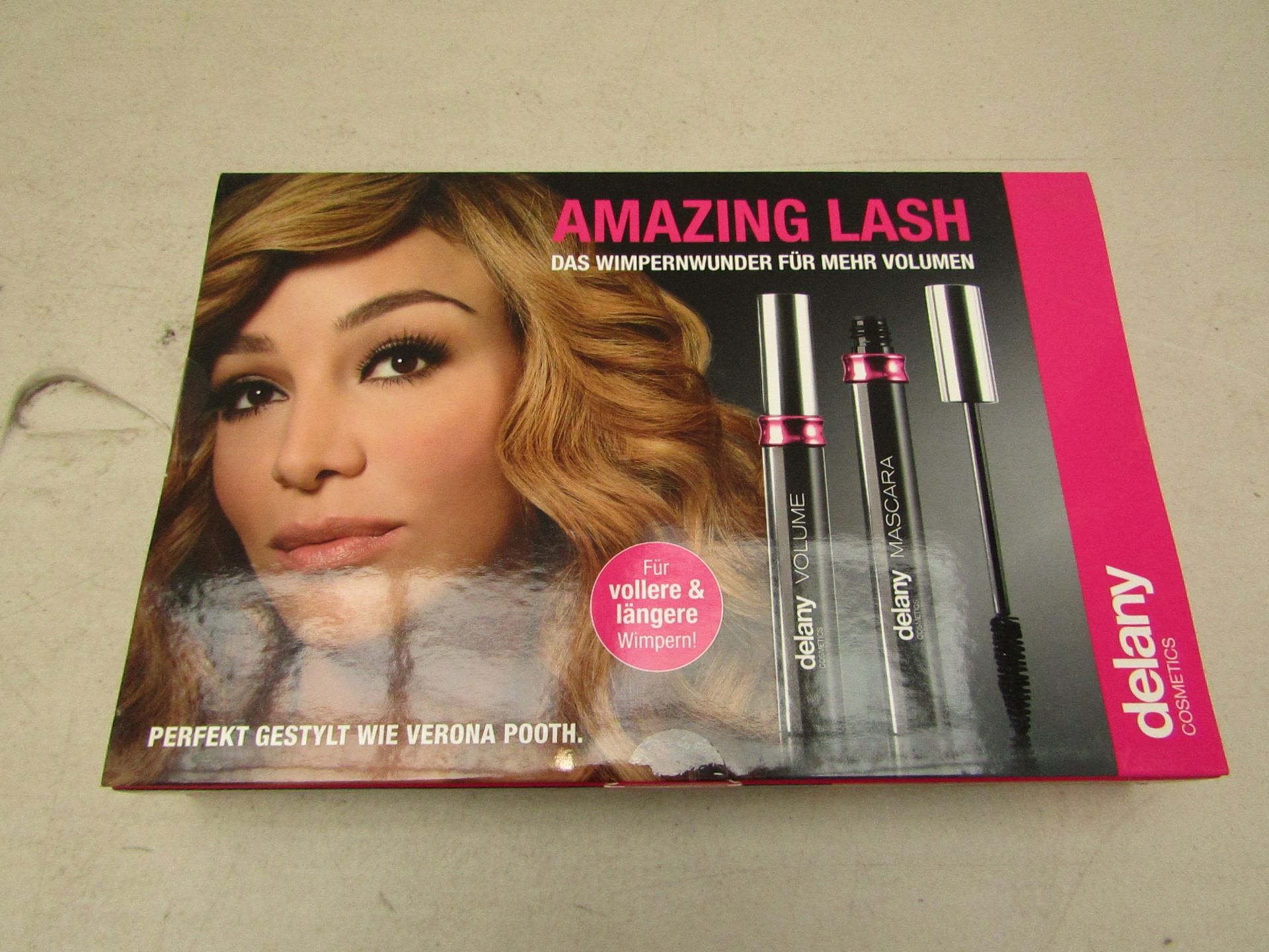 Delany amazing lash set, new and boxed.