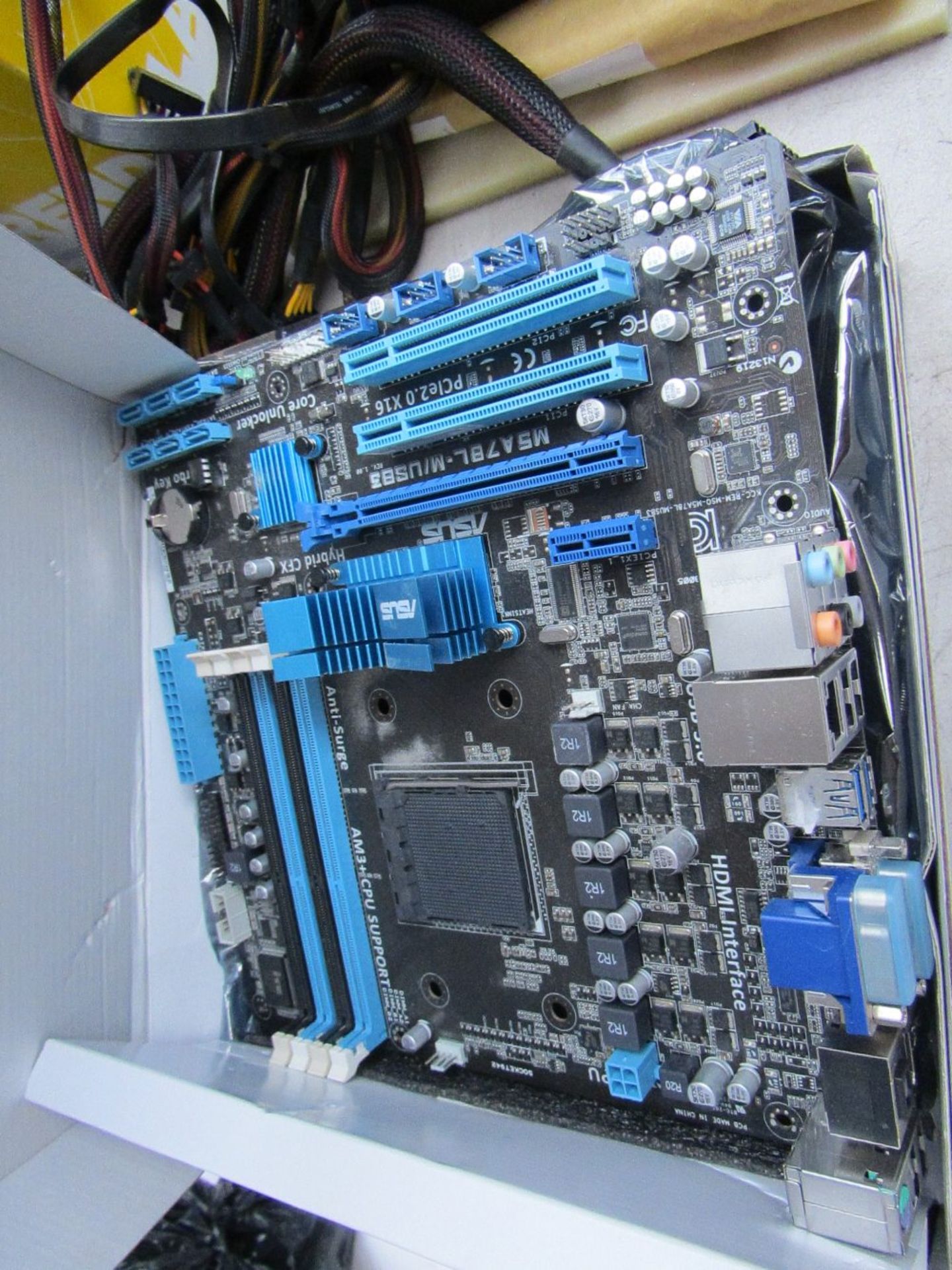 Asus M5A 78L-M USB3 motherboard with anti surge, in original box with packaging, un tested. RRP £130
