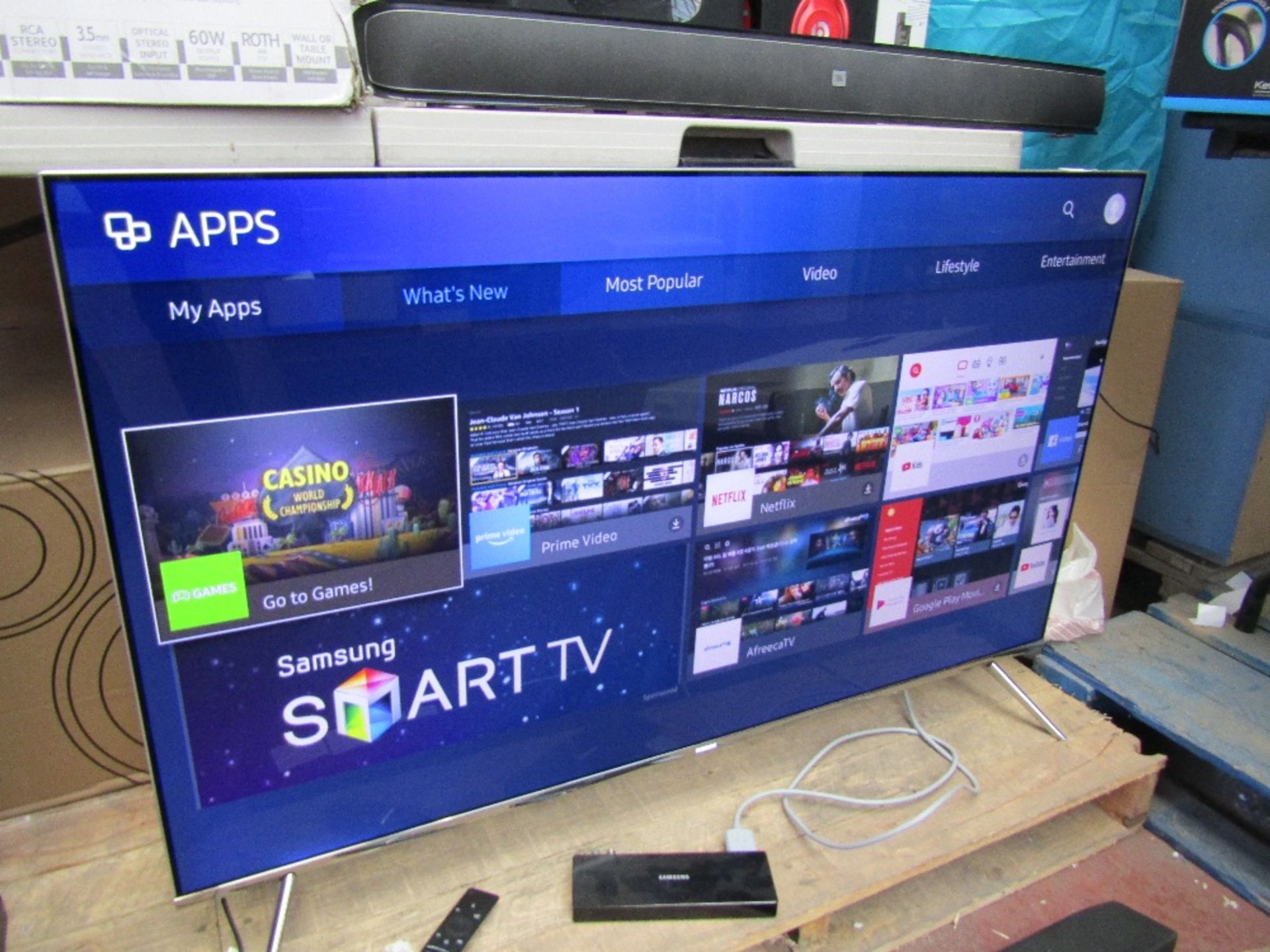 Samsung UE49KS7000 SUHD Smart TV, Tested working with remote control, with non original Box, RRP £