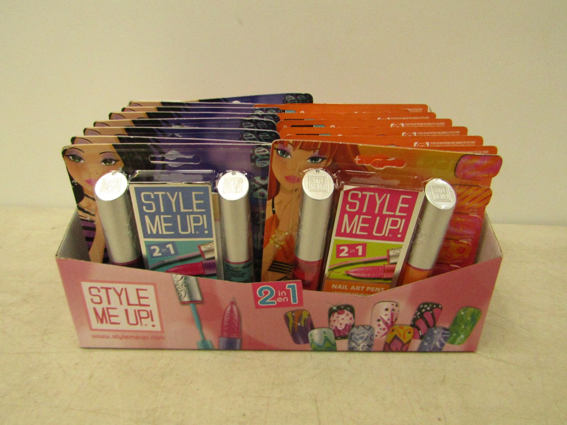 Box of 16 Style me up 2 in 1 Nail art Pen sets, new, Best before 6 months after opening!!!