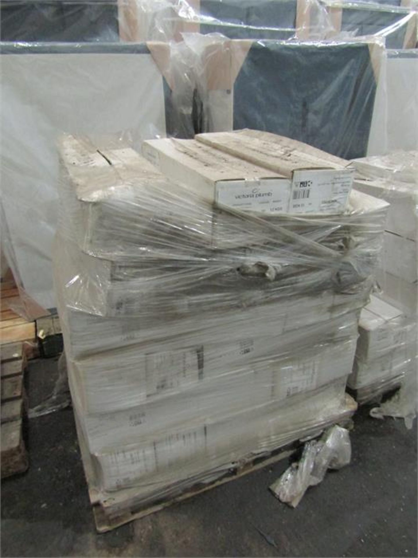 7x Pallets of Ceramic Pedestals. Approx 70 pedestals in total, all unchecked. - Image 2 of 7