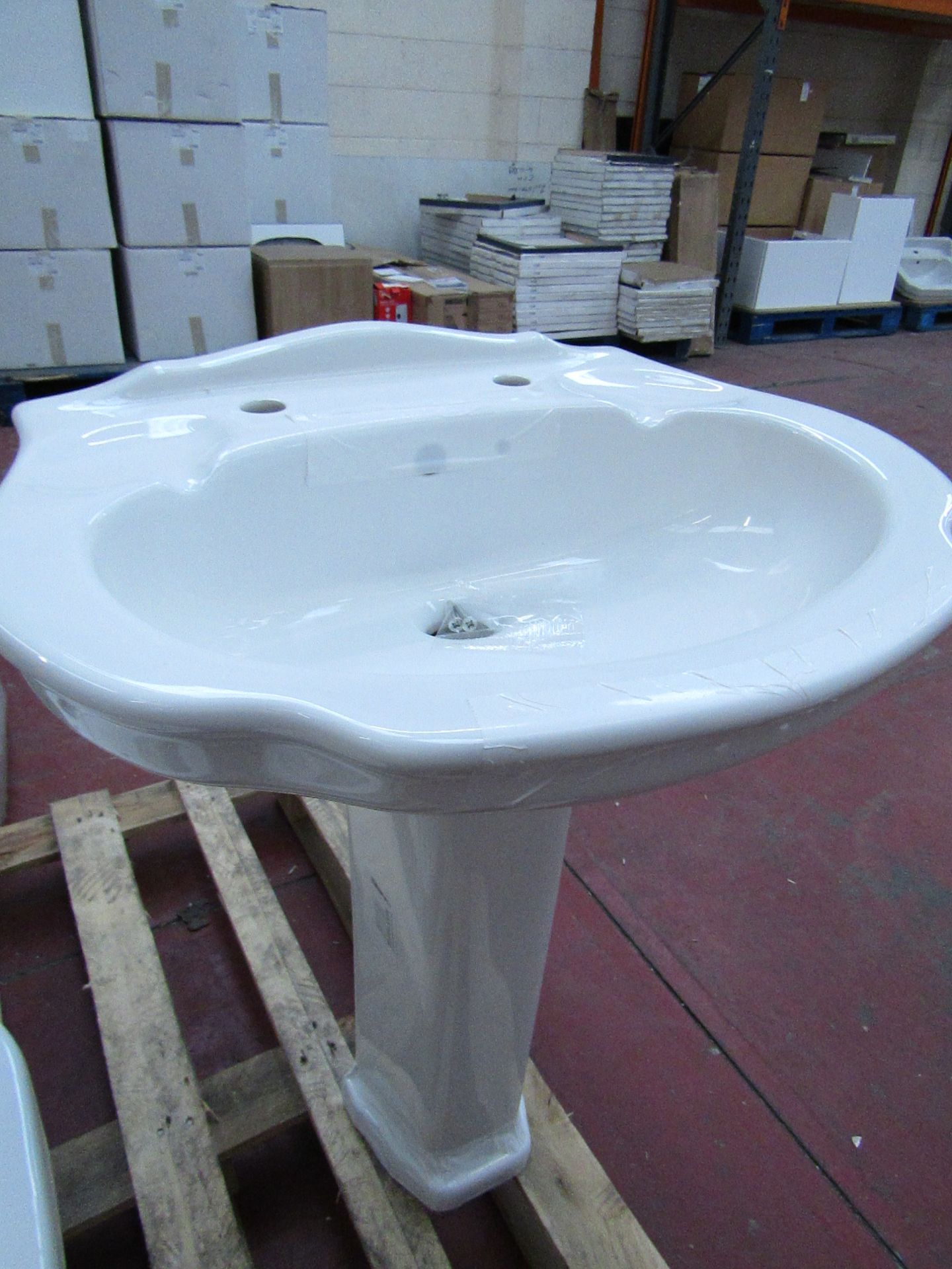 Jersey Bathroom basin (2TH 600) and full pedestal set. New in packaging with fixings.