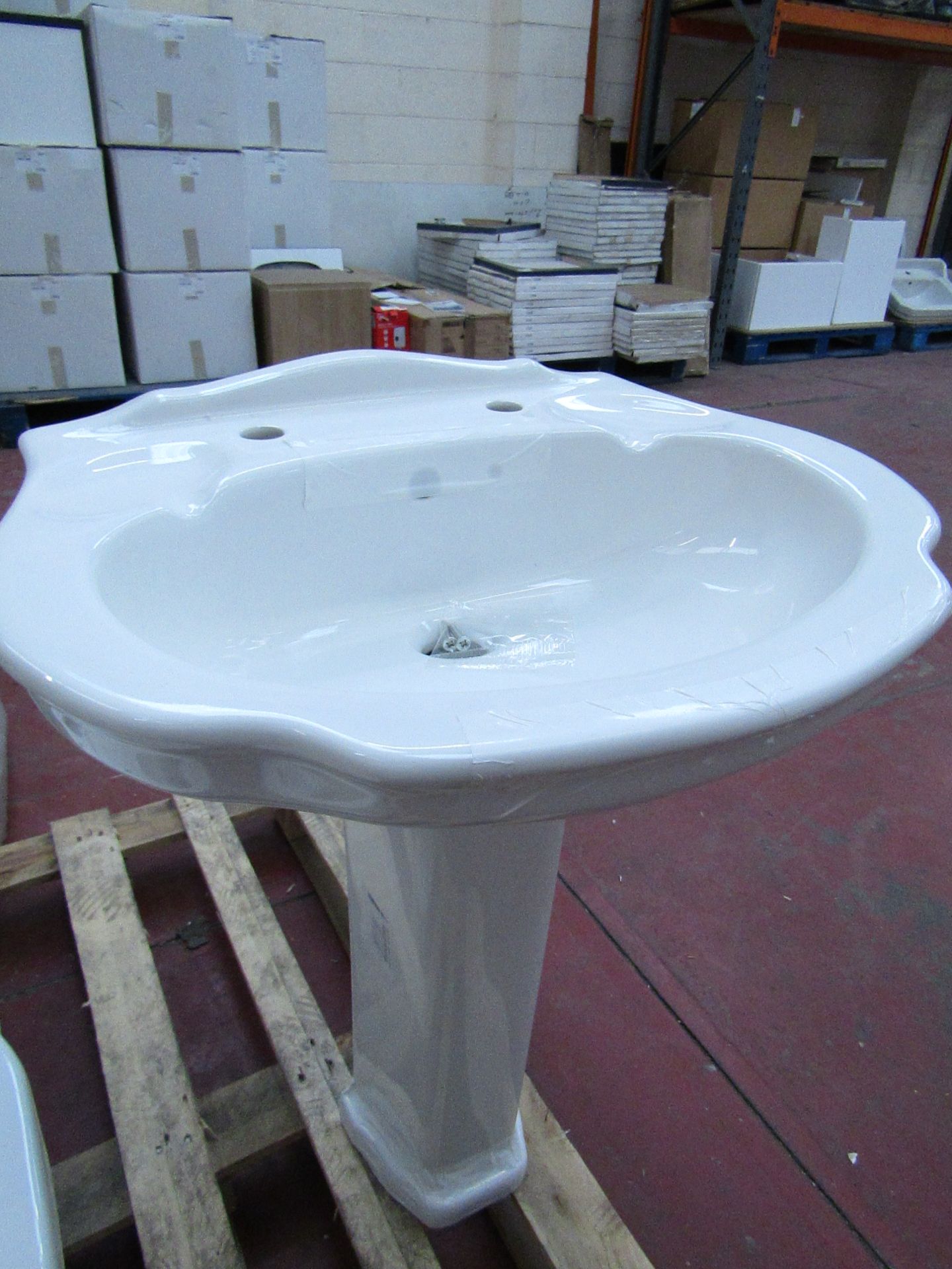 Jersey Bathroom basin (2TH 600) and full pedestal set. New in packaging with fixings.