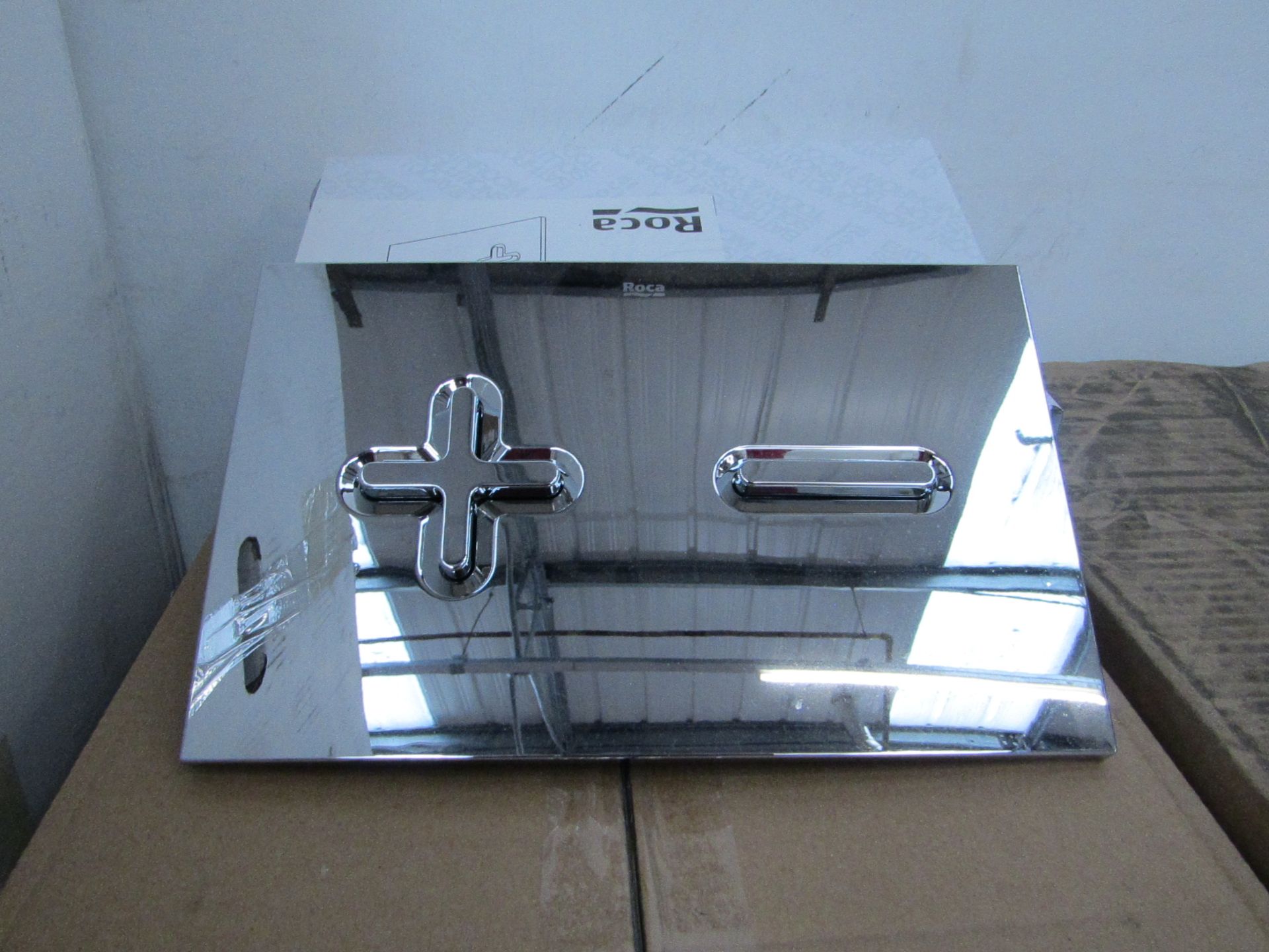 Roca PL6 dual chrome flush plate, new and boxed.