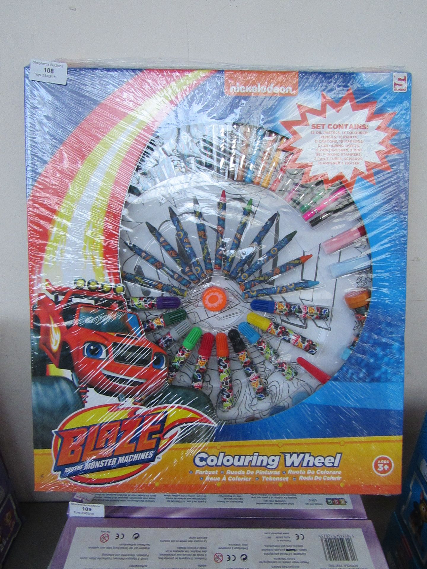 Nickelodeon Blaze and the Monster Machines colouring wheel, new and factory sealed in packaging.