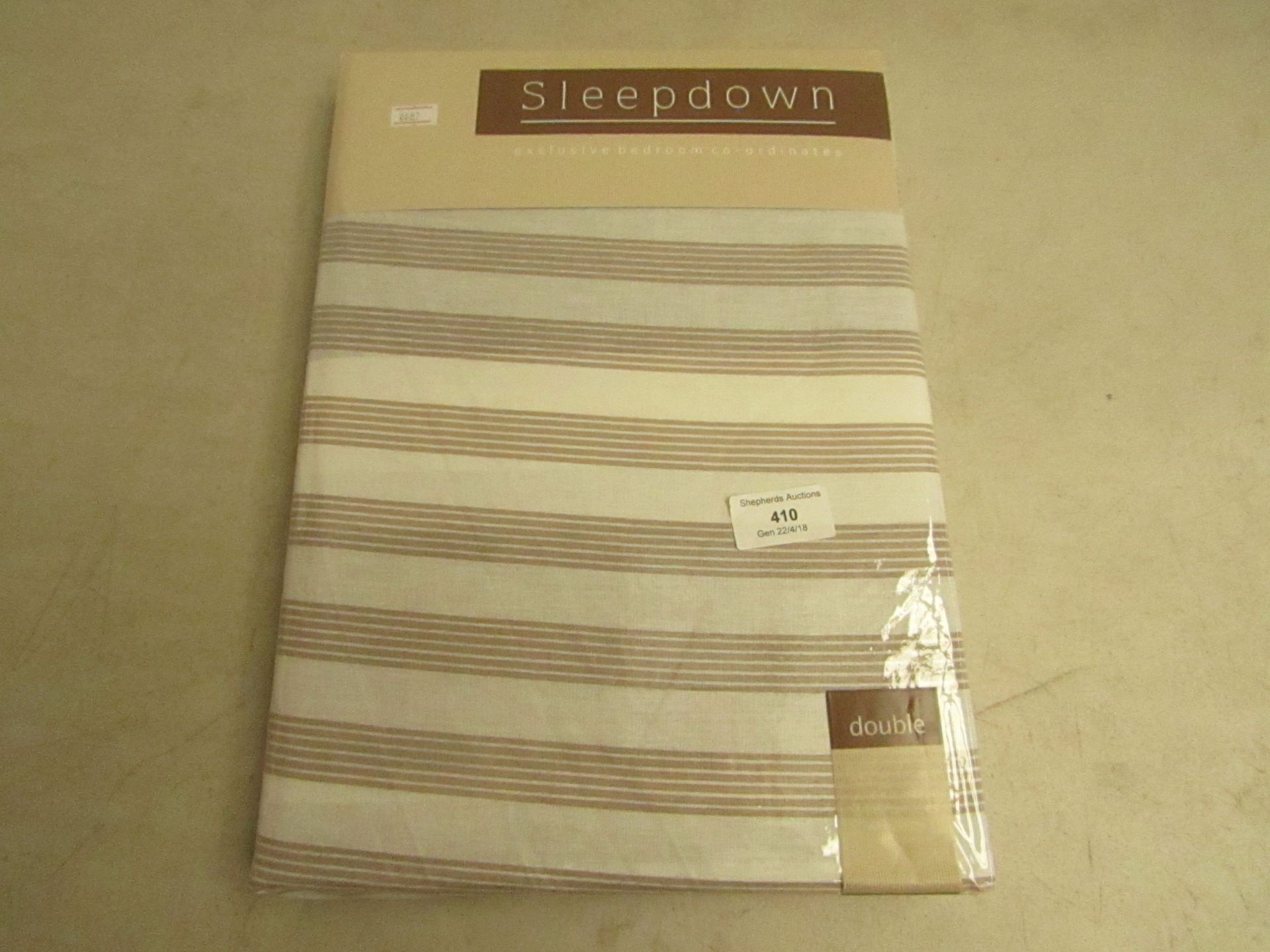 Sleepdown double duvet cover with 2x pillowcases, brand new and packaged. Please see picture for