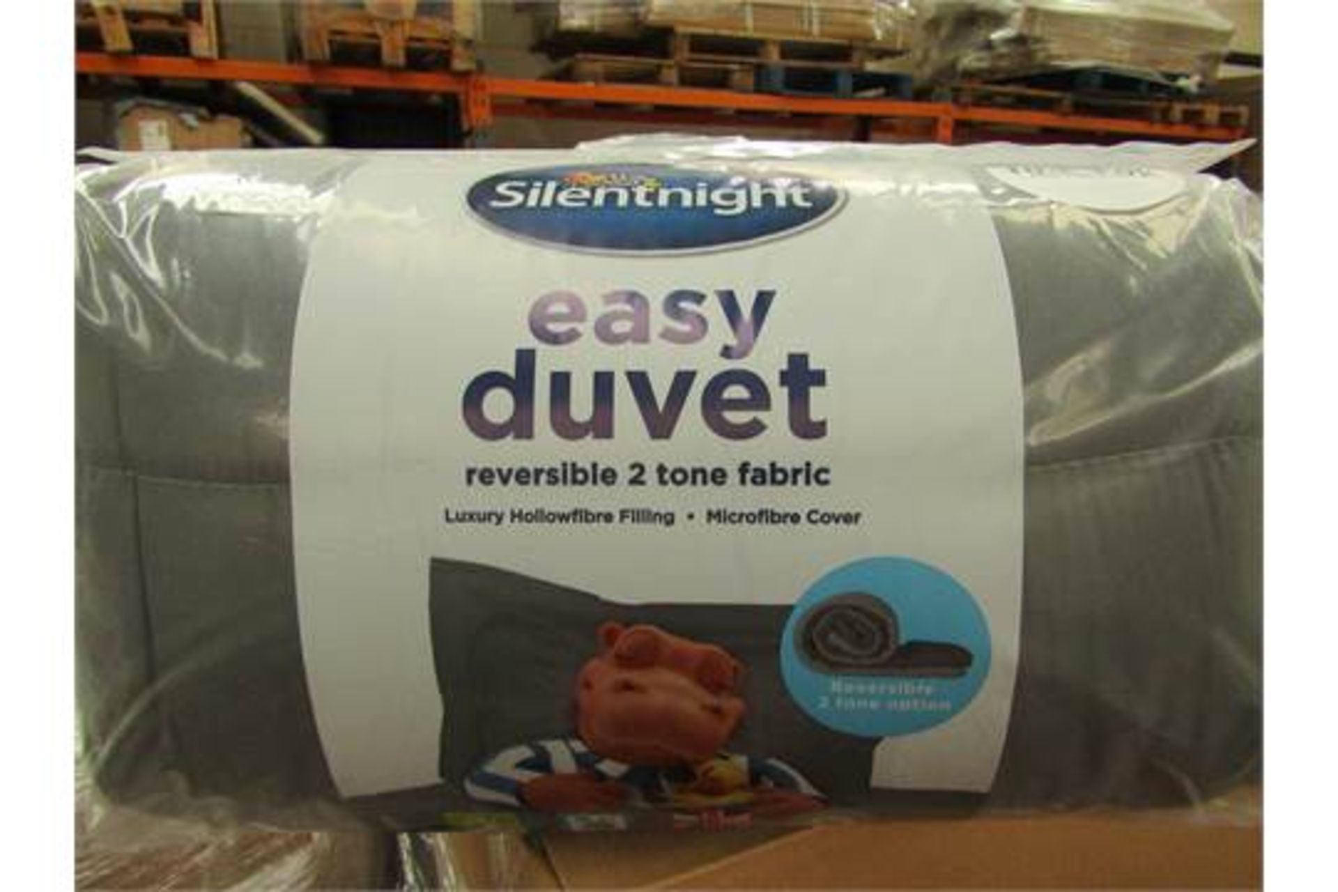 Silentnight easy duvet, reversible 2 tone fabric, 10.5Tog Double size, new in packaging.