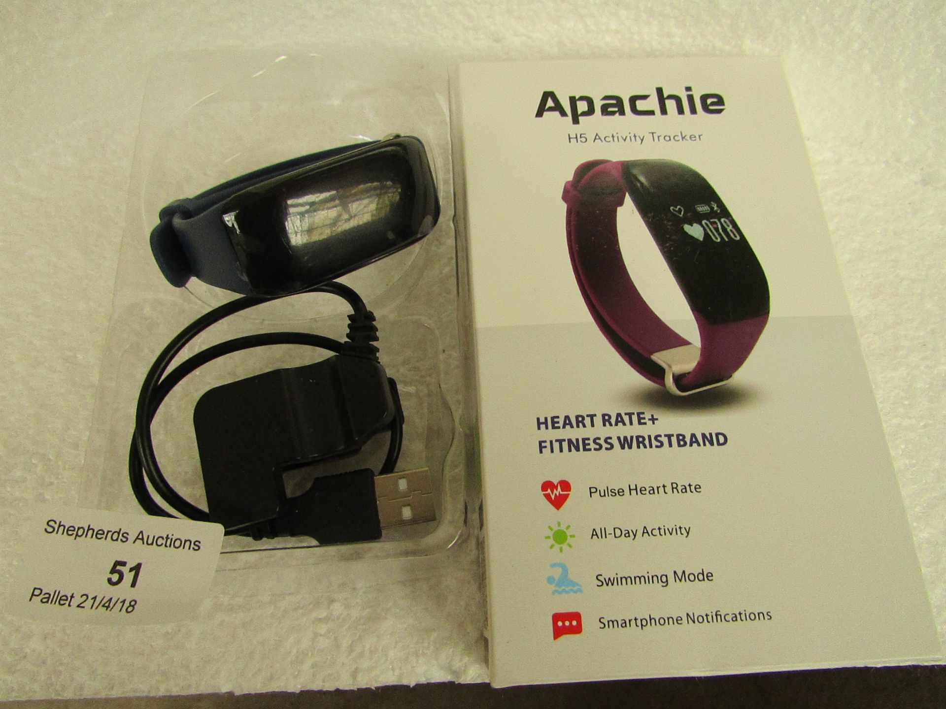 Apachie H5 activity tracker with heart rate tracker, in packaging Please note: we have tested and