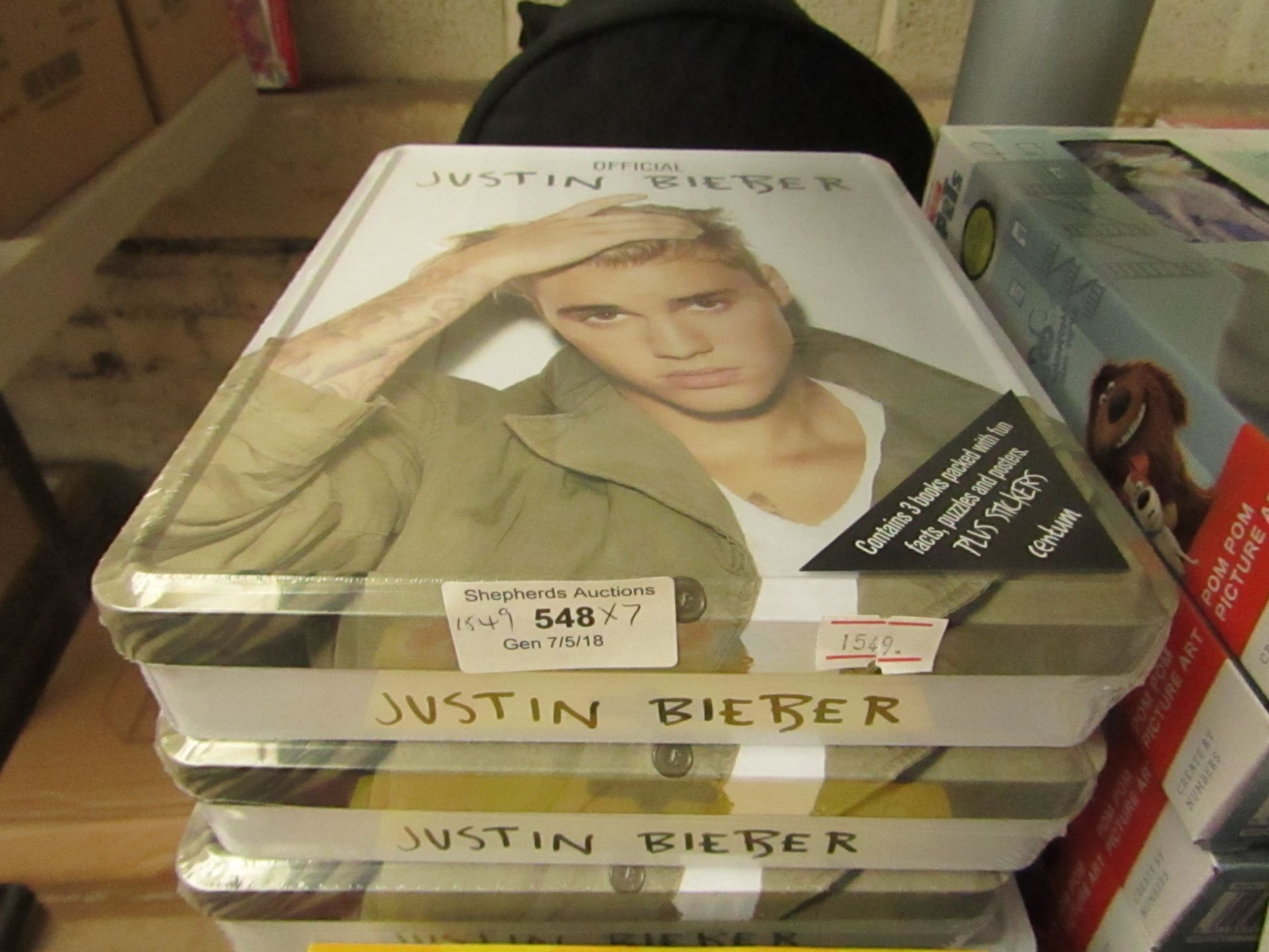 7x Justin Bieber Official tin set with included items, all new and packaged