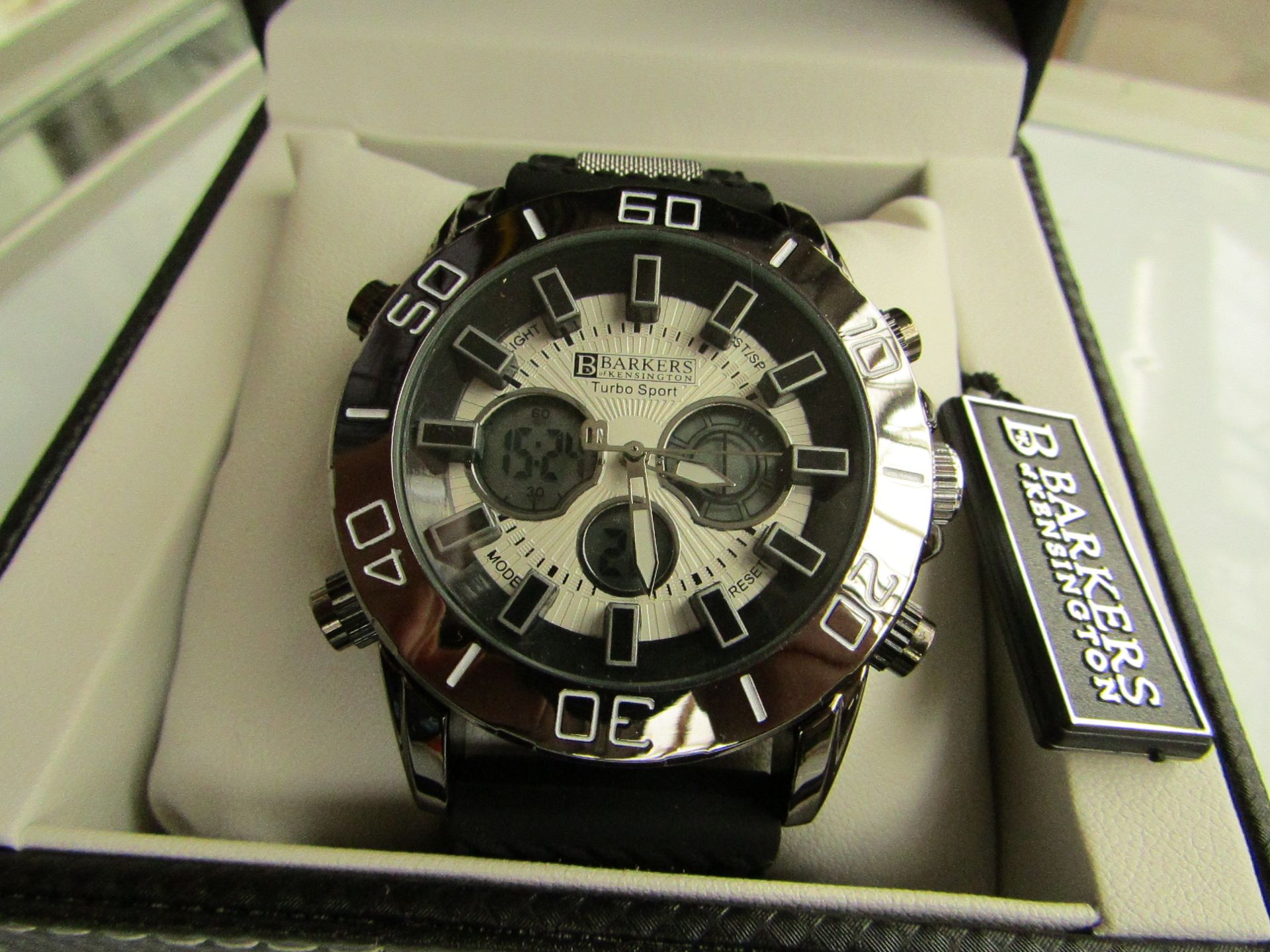 Model: Turbo Sport (SRP GBP425) Condition: Brand new with box, tags and 5-yr manufacturer’s warranty