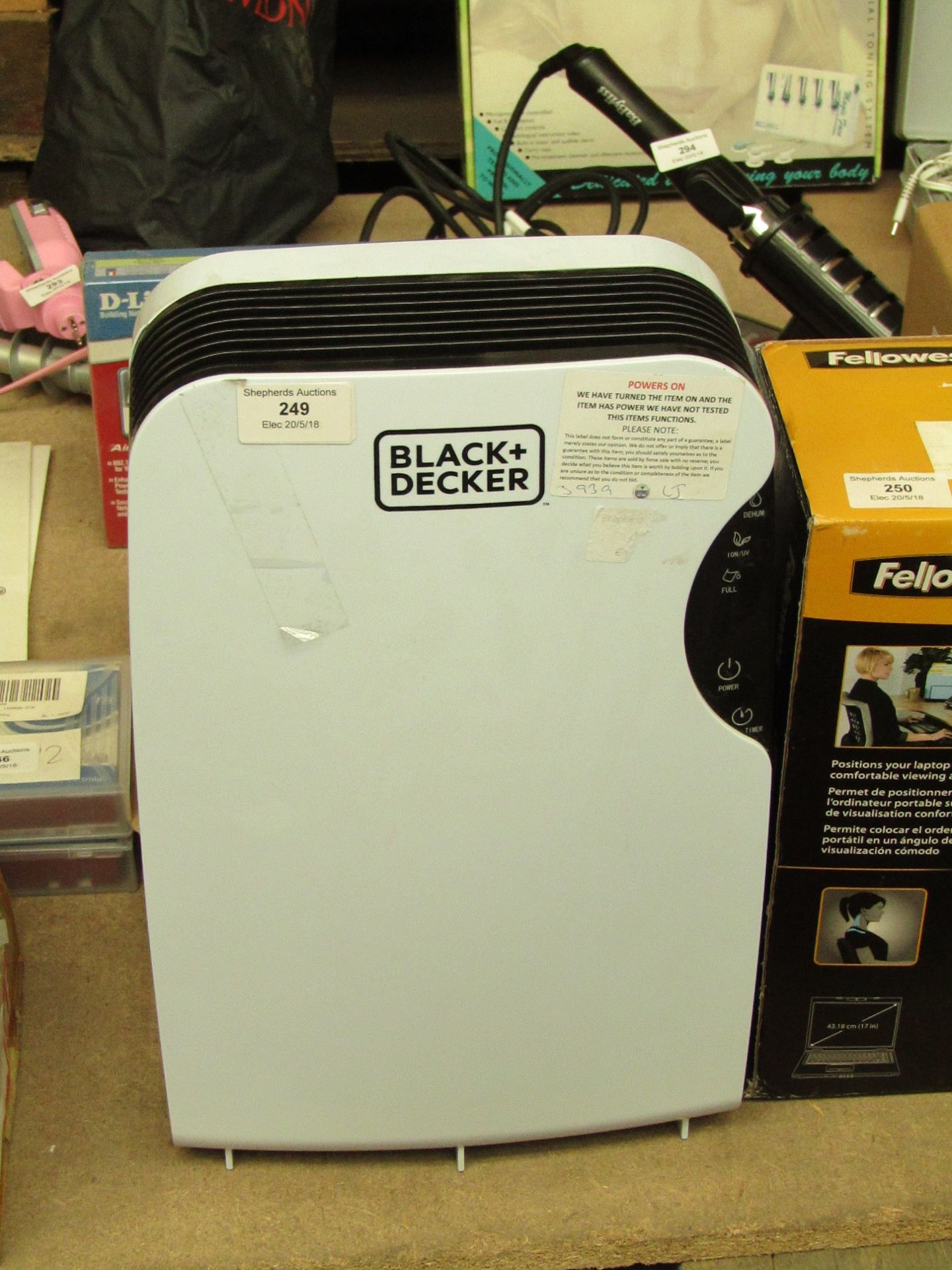 Black & Decker dehumidifier, powers on.