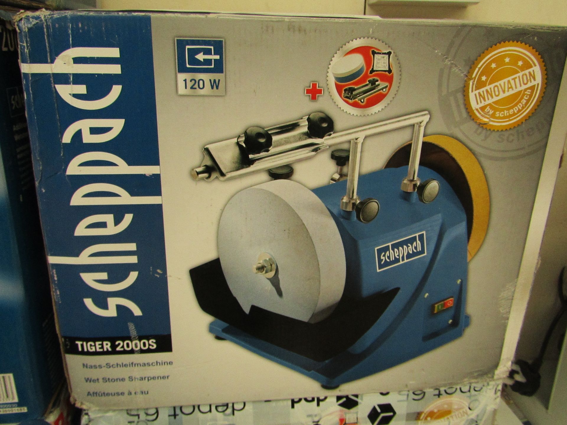 Scheppach TIGER2000S 200mm wetstone sharpening and honing machine (15kg), RRP £129.99, tested