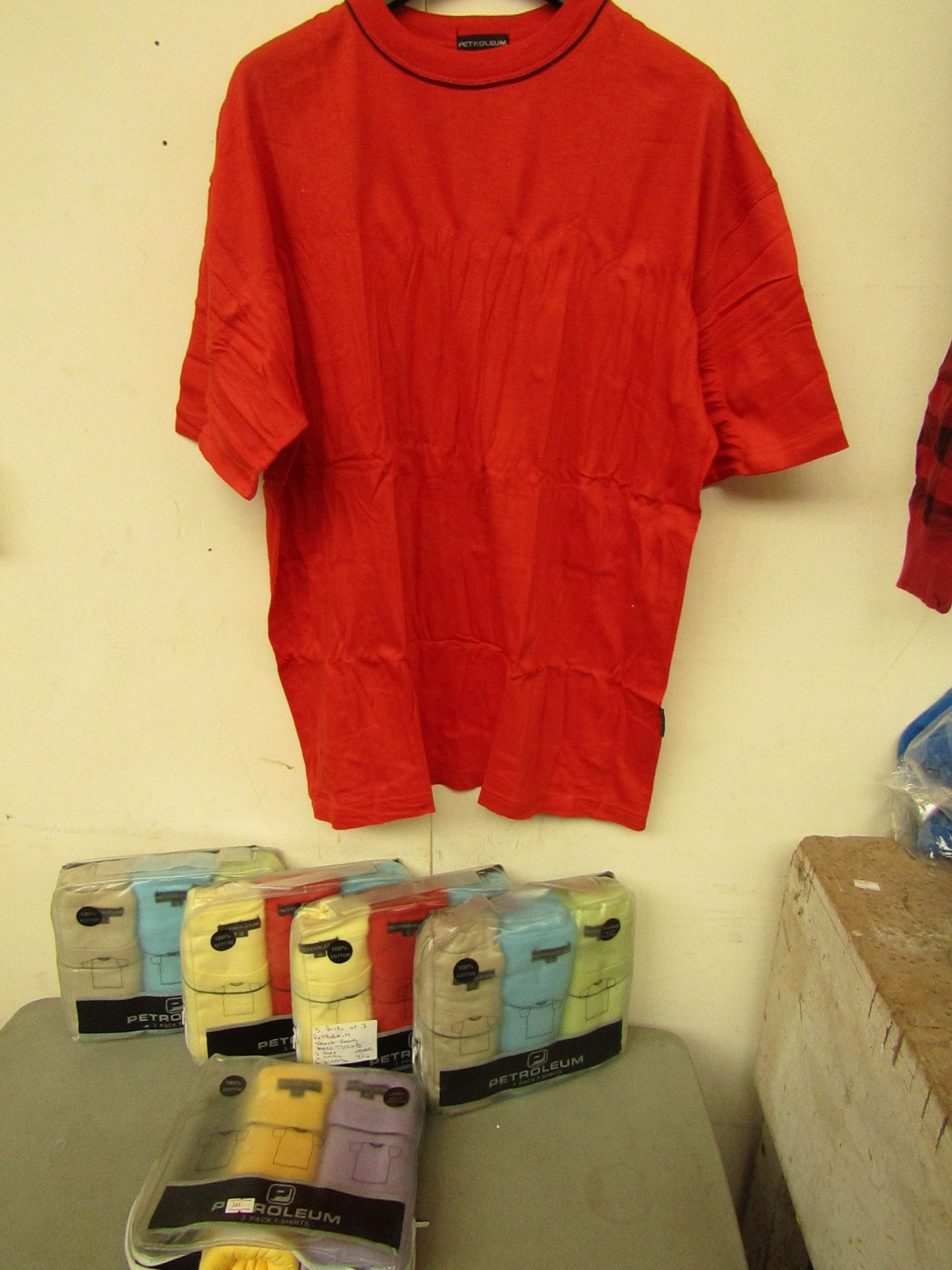 5 X PKS of 3 Mens Petroleum short sleeve t/shirts 1 PK of med,2 X Pks of large 2 X Pks of X/Large