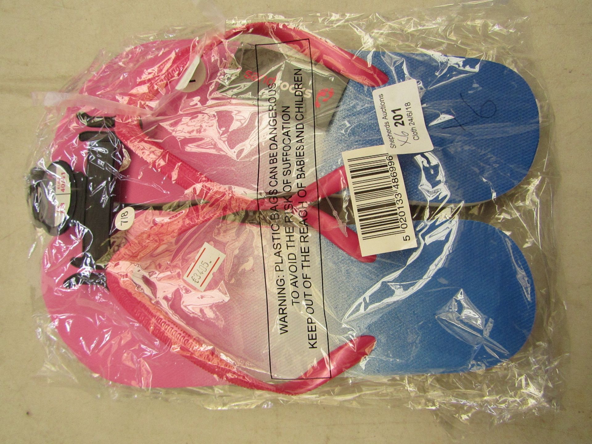 6 X Sandrock Flipflops pink/blue all size 7-8 all new in packaging